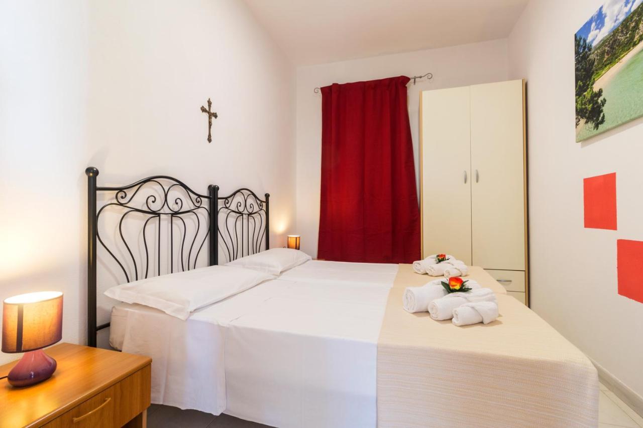 Suite Apartment La Punta كالا غونوني المظهر الخارجي الصورة